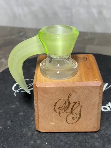 Preview pic of Sovereignty Glass Lime White Satin FA slide