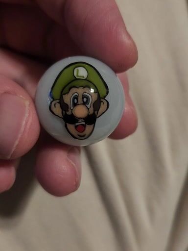 Preview pic of Luigi crushed opal mib