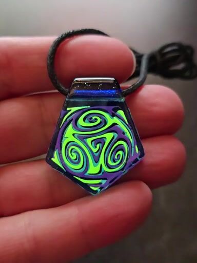 Preview pic of Triple Spiral WigWag Styled Layered Glow Pendant