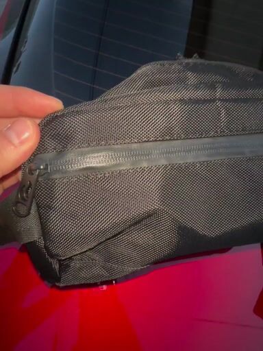Preview pic of Skunk 🦨  Travel Bag with combination code