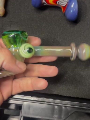 Preview pic of Encalmo hammer w/ accents