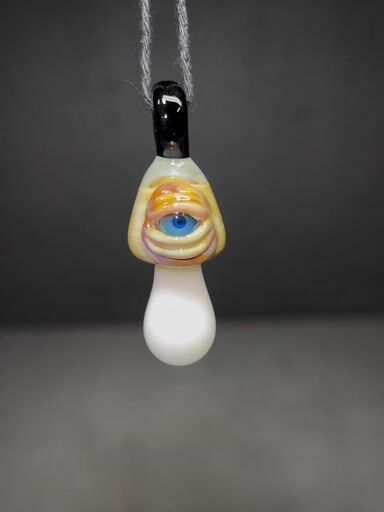 Preview pic of Mushroom eye pendant