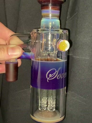 Preview pic of Sovereignty Glass Mai Tai Butterscotch F4 Cacher colored joints