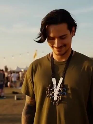 Preview pic of SlideStrap Brand & IP – Full Concept Auction