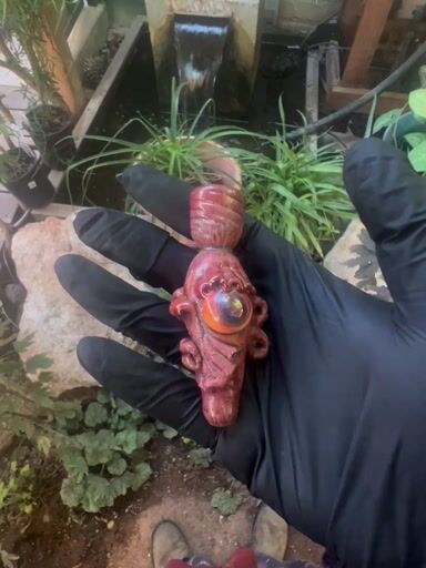 Preview pic of Evil man chillum