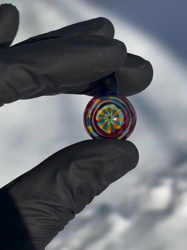 Preview pic of Geometric pendant