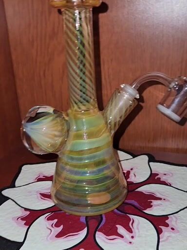 Preview pic of W.C. Stearns Fumed OG Beaker Rig $550
