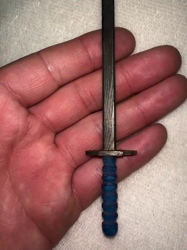 Preview pic of Aztlan Miniature Sword 🗡️