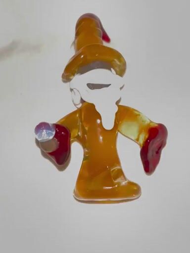 Preview pic of Srglassworks wizard with opal in hand