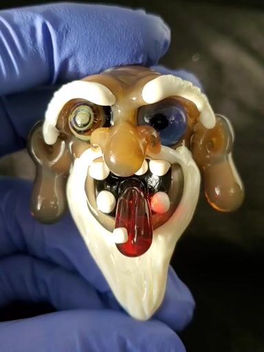 Preview pic of Trippy old man