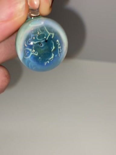 Preview pic of Lazy Glass Pendant