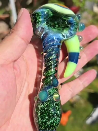 Preview pic of Experimental Green Wig Wag Pipe With Horn
