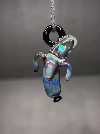 Preview pic of Andromeda/Opal banana pendant