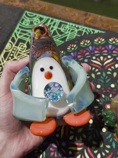 Preview pic of Chaka x Upgrade glass Penguin *new*