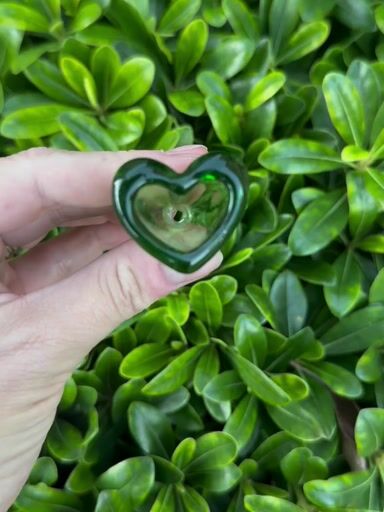 Preview pic of Green Heart 14mm Glass Slide/Bowl