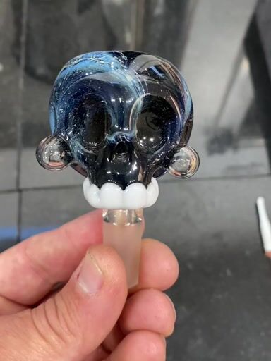 Preview pic of Skull slide