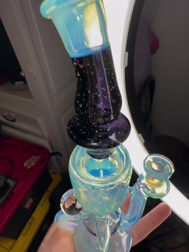 Preview pic of Dirgeglassworks - The Thorn Bubble Dumper