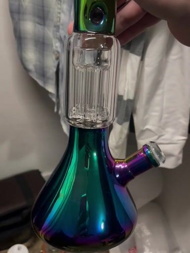 Preview pic of Metallic Bong