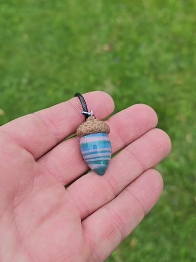 Preview pic of Striped Acorn Classic Pendant