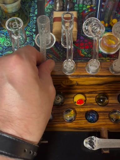 Preview pic of Evan Shore Tower Quartz