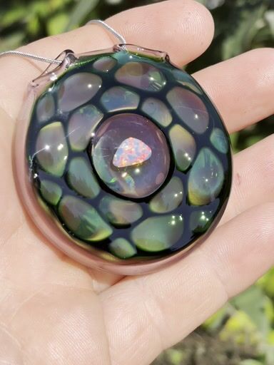 Preview pic of Opal honeycomb pendant