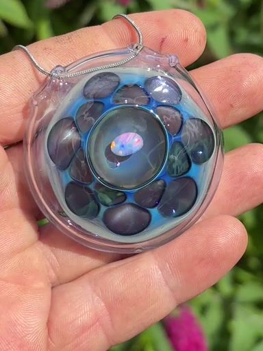 Preview pic of Opal honeycomb pendant