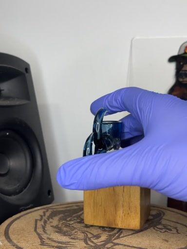 Preview pic of 💎 18mm Gump Glass Blue Stardust Slide 💎