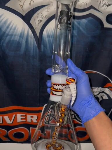 Preview pic of Worked Beaker by 2k Glass Art