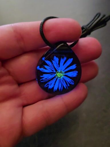 Preview pic of Blue Glow Flower Layered Pendie