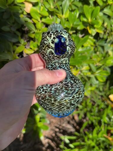 Preview pic of Glow In The Dark Frog Bubbler