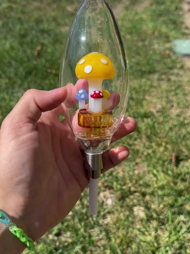 Preview pic of Yellow Mushroom Nectar Collector