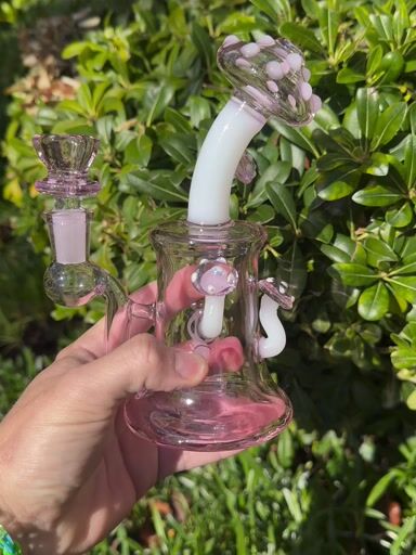 Preview pic of Pink Mushroom Dab Rig