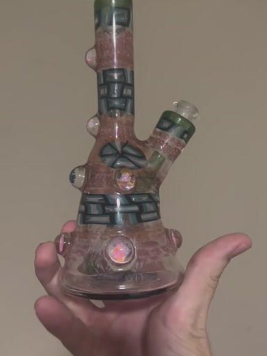 Preview pic of Chunk glass dab rig with case