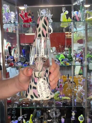 Preview pic of Guru Glass and CiciKittyGlass Pink Leopard Kitty Lava Lamp Rig with Bear Quartz Banger