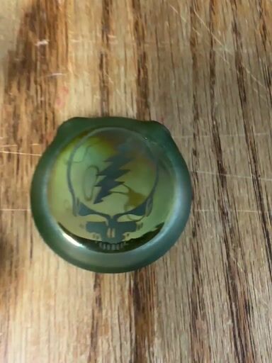Preview pic of Rushin glass Grateful Dead reversible green stardust sandblasted pendant