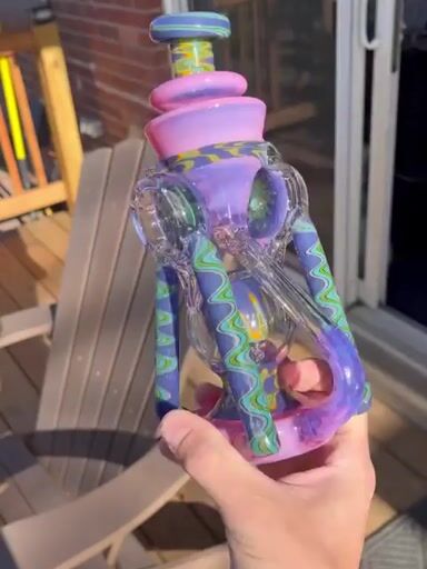 Preview pic of Clarkie clark glass