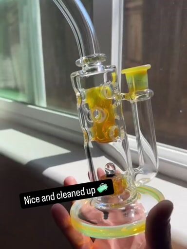 Preview pic of Vaspe Glass