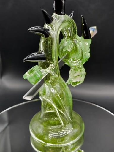 Preview pic of Tony Kazy dragon with sword