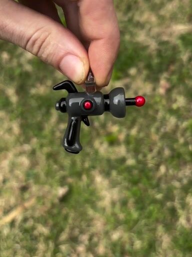 Preview pic of Enduro Ray Gun Pendant