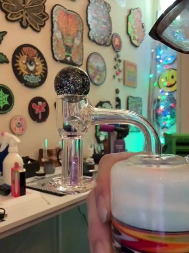 Preview pic of 10 mm Lid Glass Terp Slurper