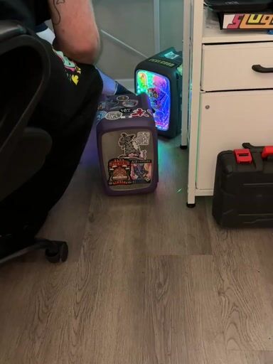 Preview pic of Mini Dab Fridge