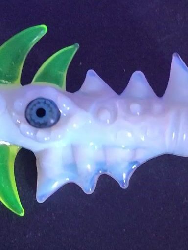Preview pic of Mako Glass Sea Monster Chillum