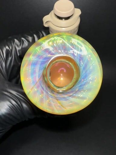 Preview pic of Gold and silver fume puffco dry top