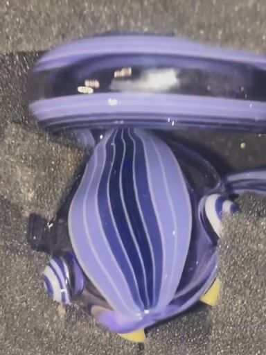 Preview pic of Niko Cray Glass Vegas Set