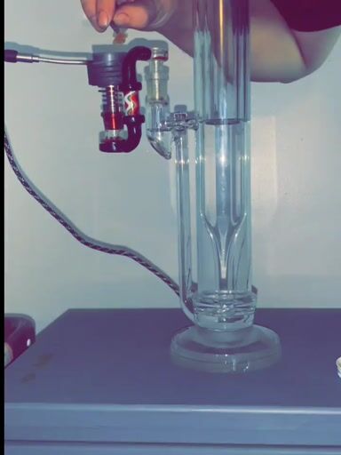 Preview pic of Hamms water pipe