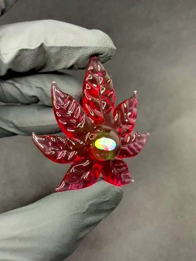 Preview pic of Gold Ruby leaf pendant