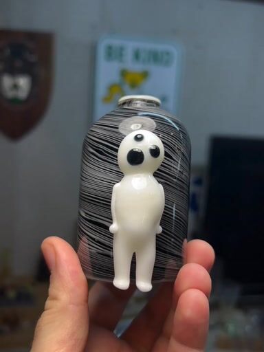 Preview pic of Kodama Planter
