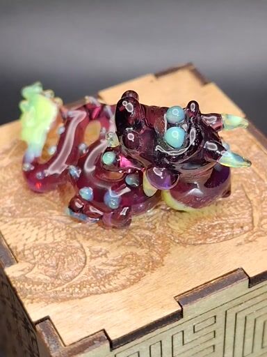 Preview pic of Dragon in a box