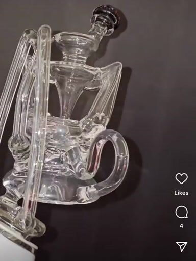 Preview pic of JF Glass recycler for puffco peak