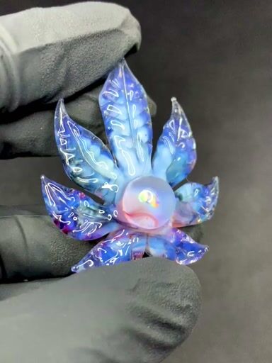 Preview pic of UV Glopal/Black Satin/Gold Ruby chaos leaf pendant